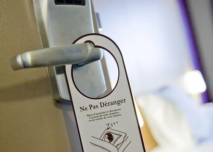 Centre Verlaine ホテル 2*