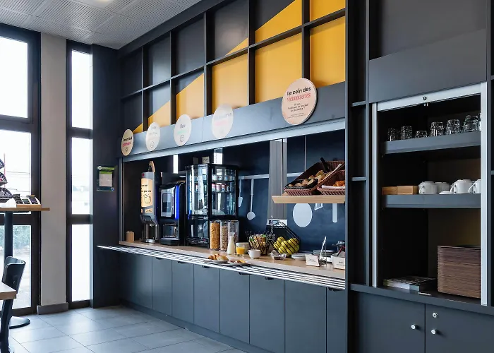 מלון Centre Verlaine 2*