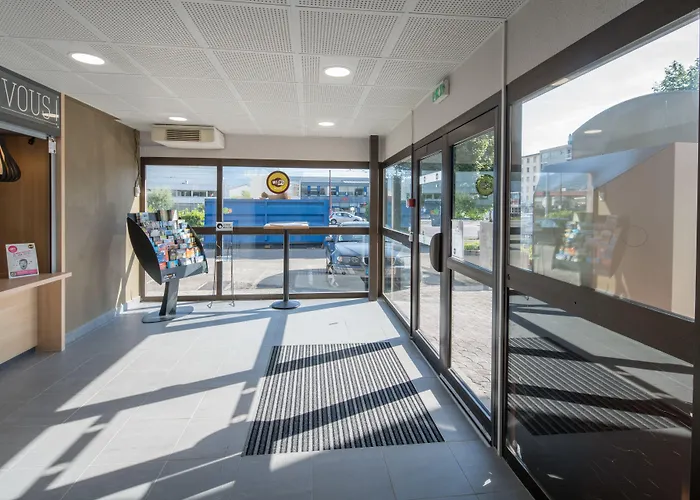 Centre Verlaine Hotel